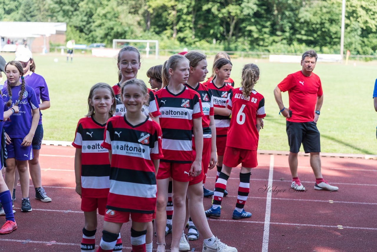 Bild 715 - Loewinnen-Cup